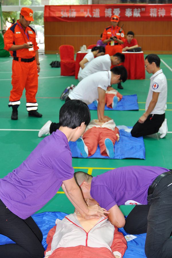 苏州市举办全市红十字志愿者救护技能比赛3.jpg