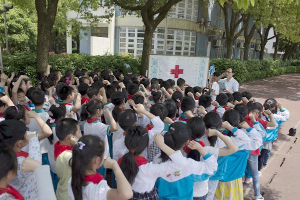 元和小学纪念“世界红十字日”活动丰富多彩2.jpg